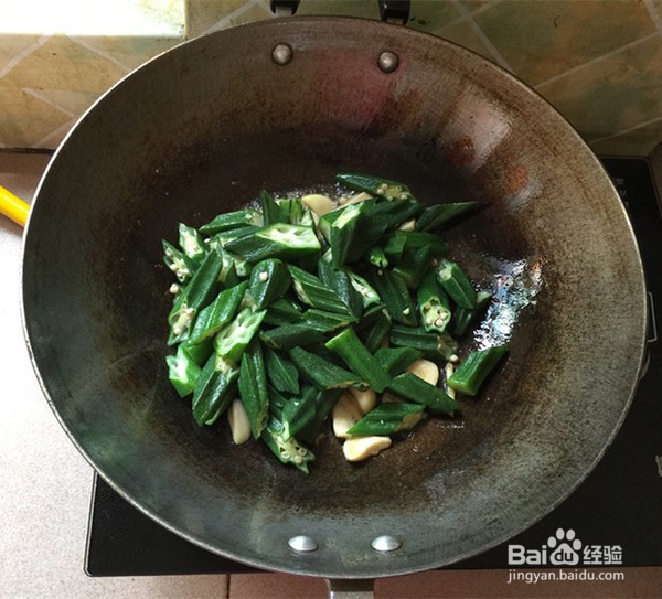 如何自制秋葵炒牛肉