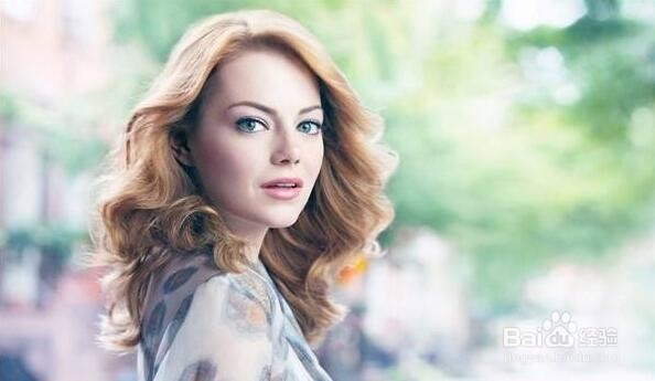 无需整形,想瘦脸全靠发型，这个障眼瘦脸术得学