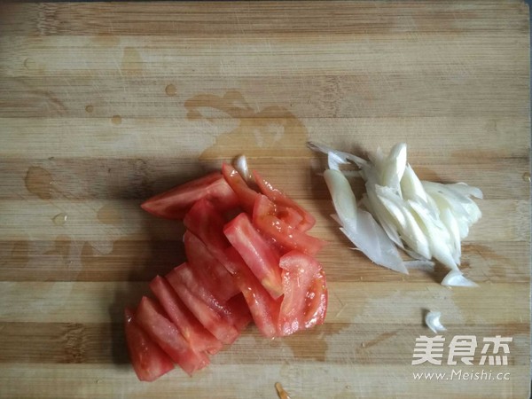 炒凉皮的家常做法