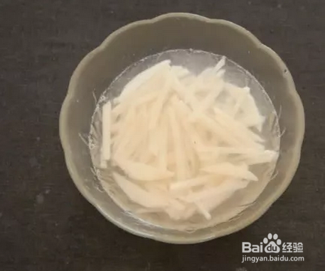 怎样处理土豆炒出来才好吃