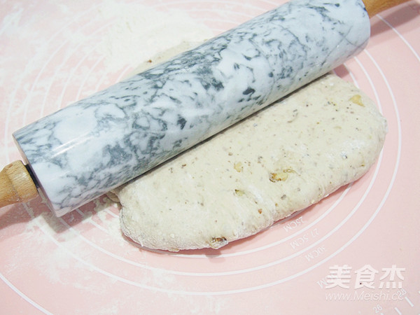 核桃吐司的做法