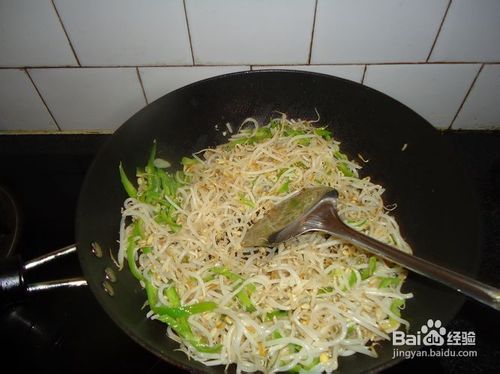 青椒炒豆芽