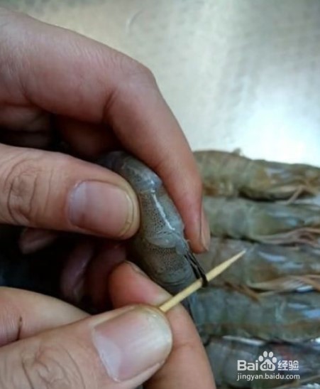 怎么去虾线？这个方法一步搞定！