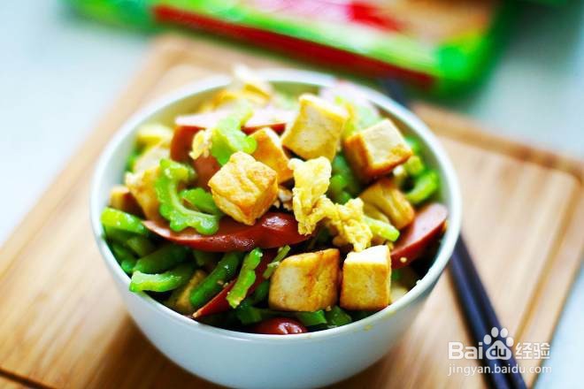 怎么做苦瓜滑蛋炒豆腐