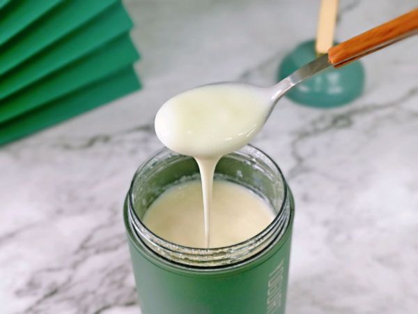 自制蔓越莓果酱酸奶