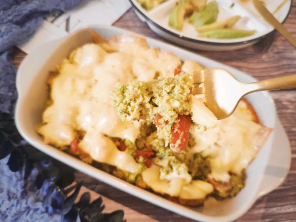 芝士培根肉肠奶油焗