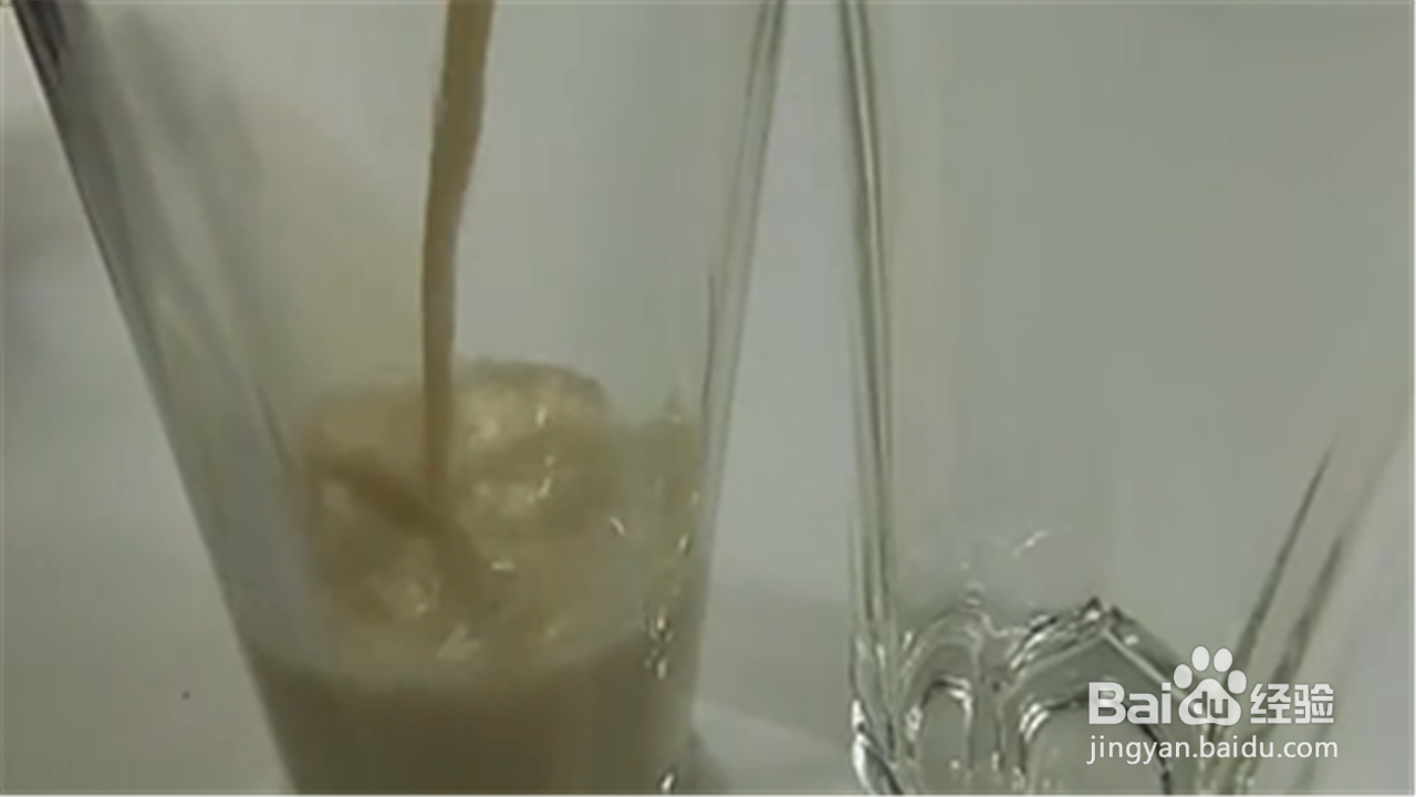 如何在家自己制作奶茶？