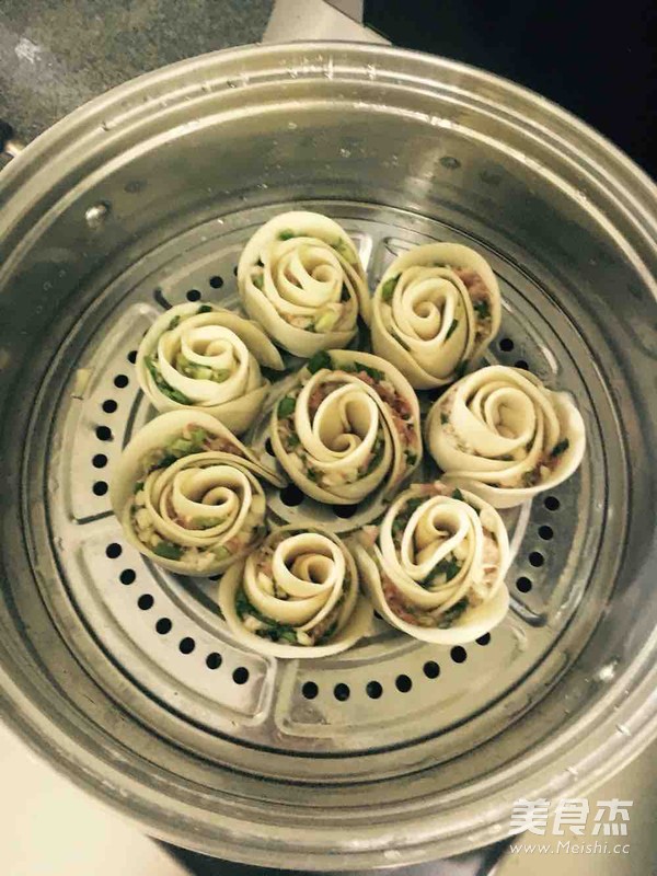 玫瑰饺子的做法