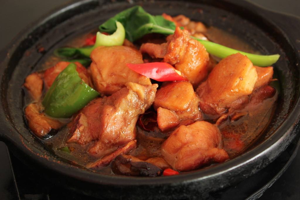 炖肉或炖排骨时怎么能不让瘦肉发硬