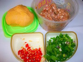 超简单的烙饼猪肉萝卜烙饼