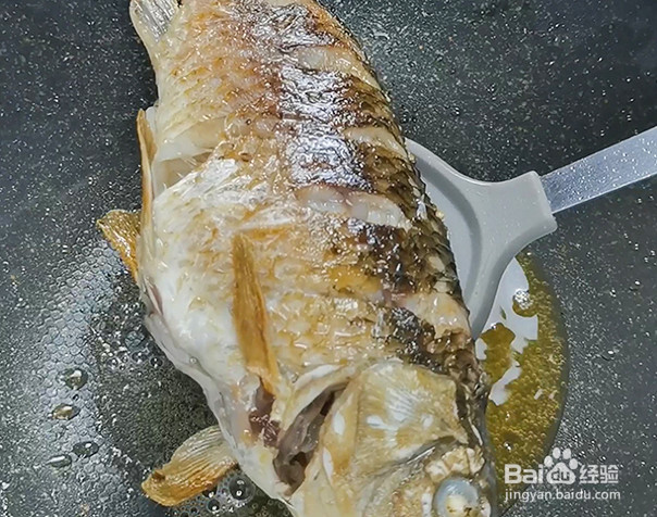 红烧鲫鱼的做法
