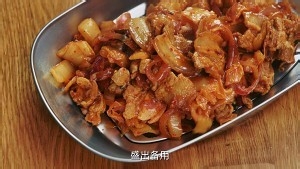 如何做韩式泡菜五花肉拌饭