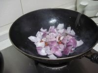 洋葱炒鸡蛋的做法