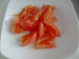 煮公面圣西红柿鸡蛋鲜虾面条