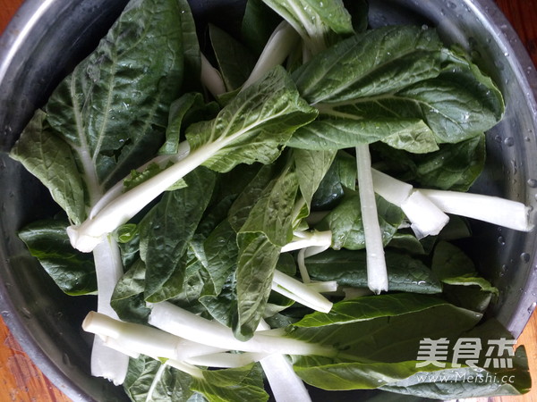 炝炒小白菜的做法