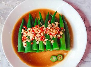 蒜蓉蚝油秋葵的做法