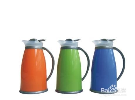 用柠檬清除热水壶水垢？