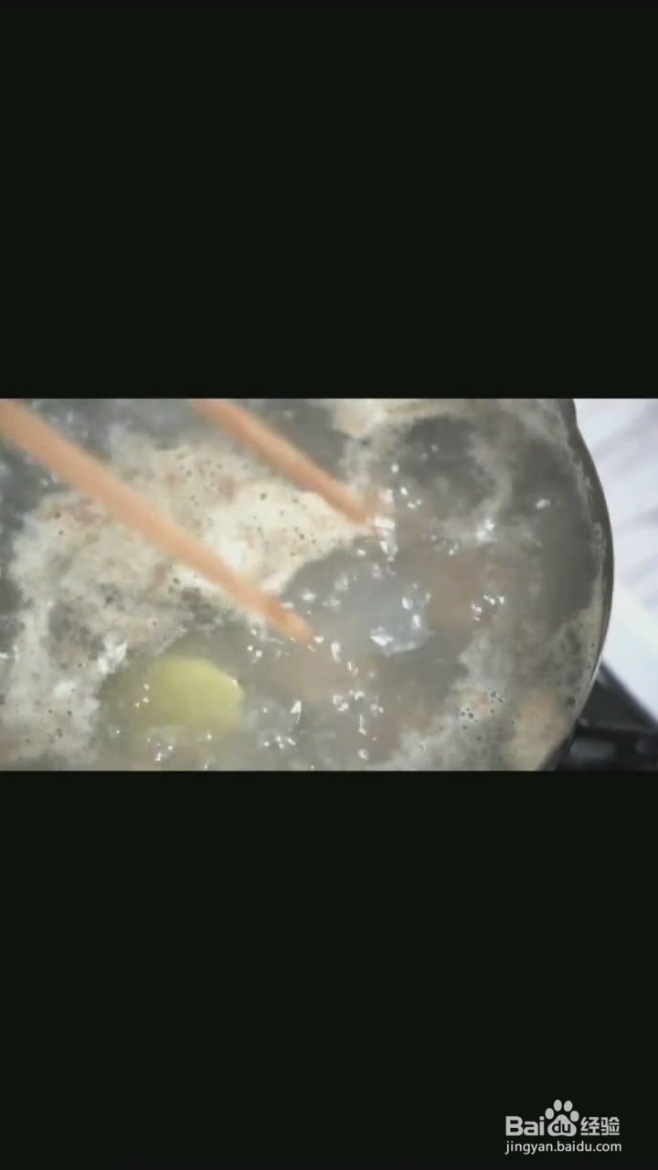 如何制作番茄排骨汤