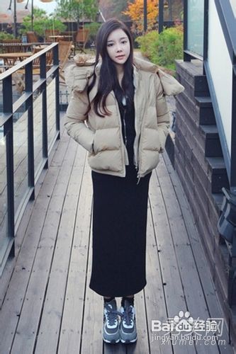 短款羽绒搭配hold住温度和风度