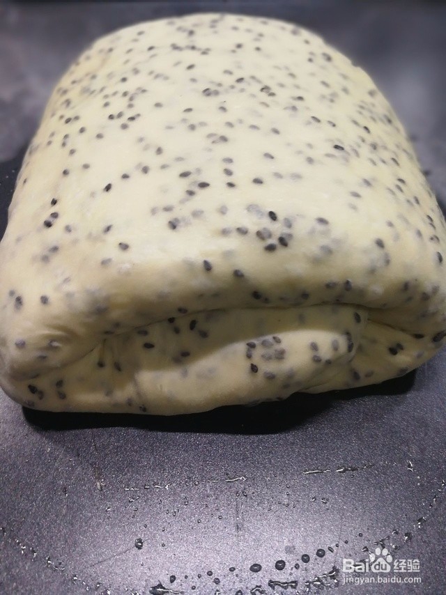 一条压不扁的吐司（养生黑芝麻）的做法