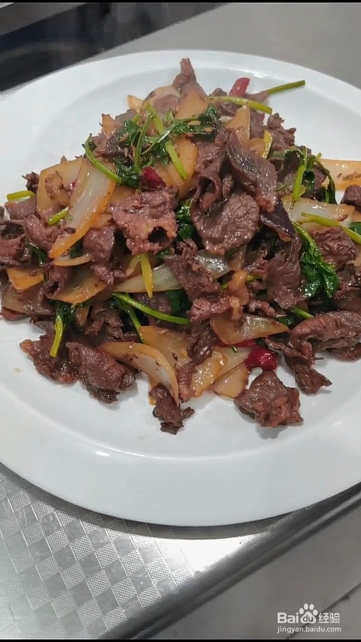 如何制作孜然牛肉？