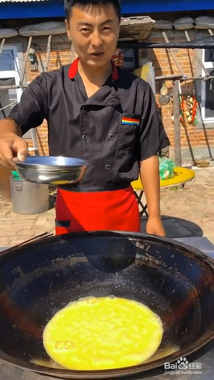 如何制作家庭版的鸡蛋糕？