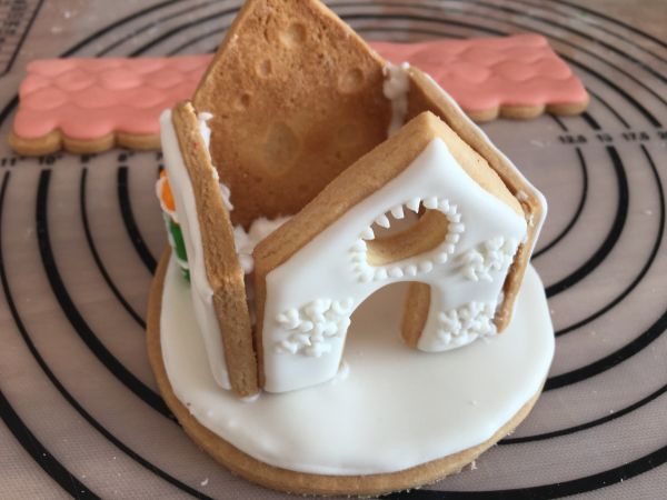 圣诞糖霜饼干屋