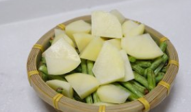 粉蒸豇豆的做法