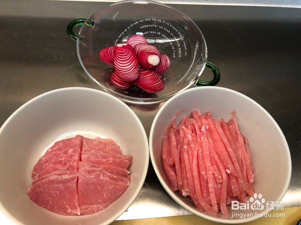 一学就会的蒜平菇丝瓜肉片