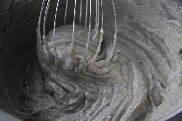 黑芝麻糊戚风蛋糕