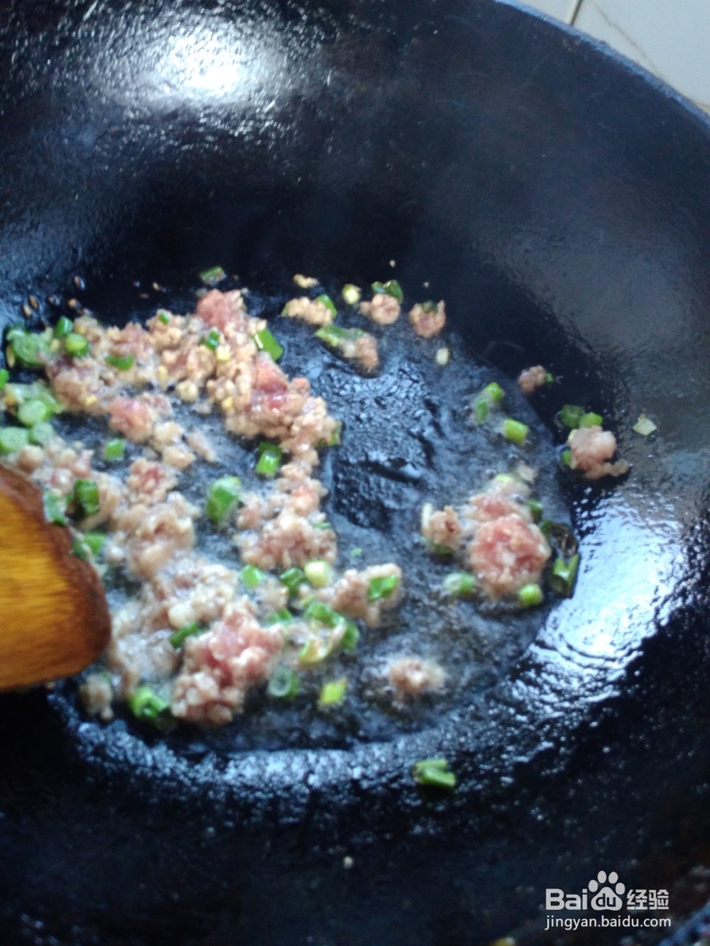 肉末炒蒜台胡萝卜技巧