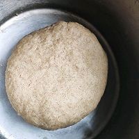 制作坚果大列巴