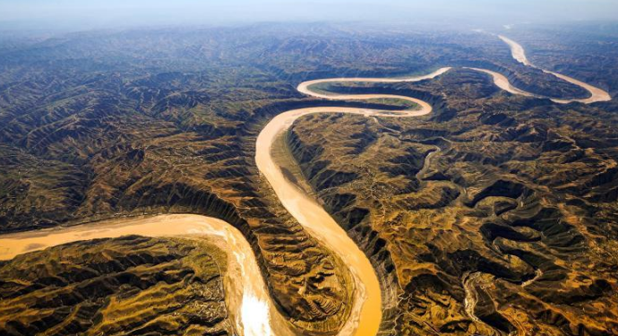 朗诵词在黄河颂中起什么作用