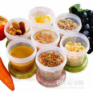 婴儿的第一次辅食4-6个月