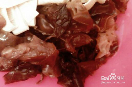 木耳拌豆皮怎么做？