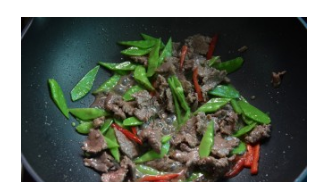 好吃的黑椒牛肉炒意面的做法步骤