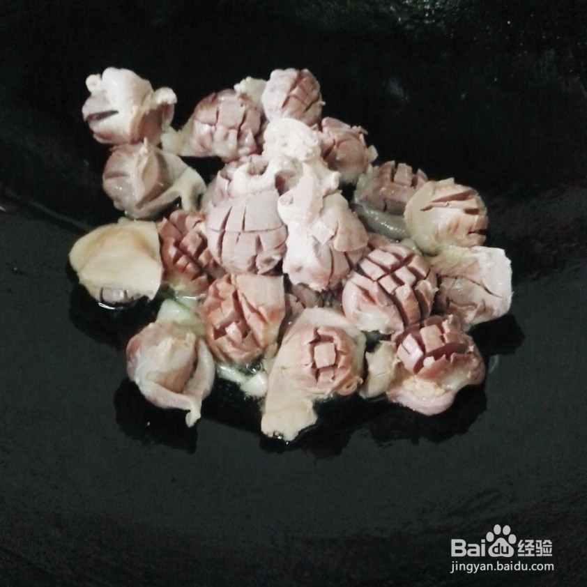 鸡肫炒辣椒的做法