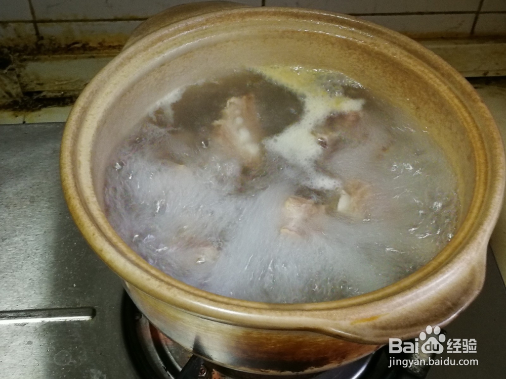 夏季降暑解馋--绿豆冬瓜排骨汤