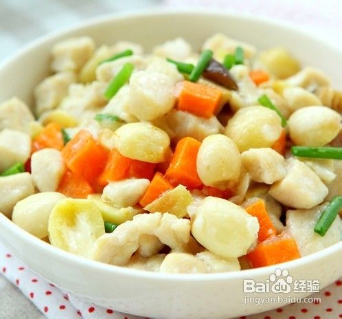 莲子鸡丁的详细做法