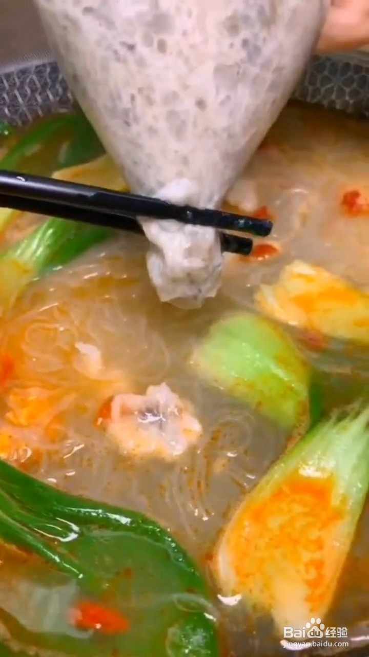 如何制作粉丝娃娃菜虾仁汤
