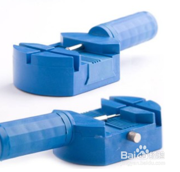 米兰钢带手表怎么调表带