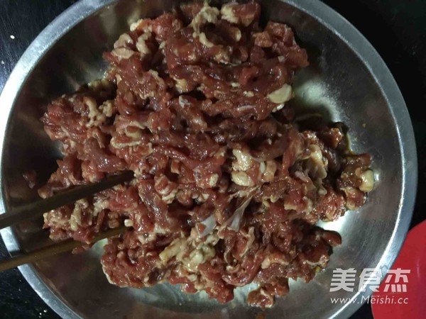 泡椒牛肉丝的做法