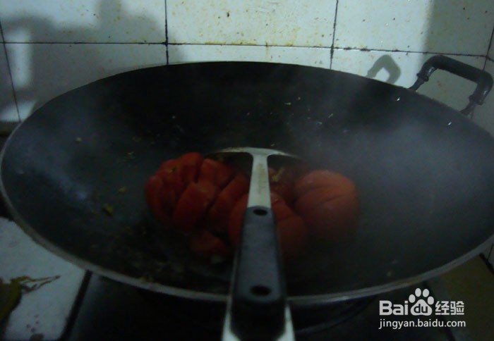 如何做家常菜新鲜西红柿炒香鸡蛋？