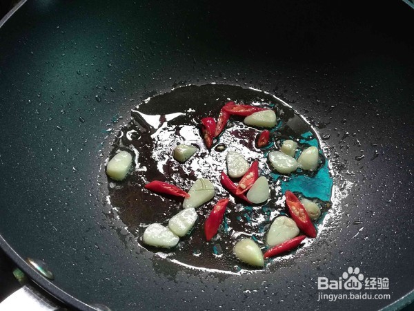 椒香蒜苗香干的做法