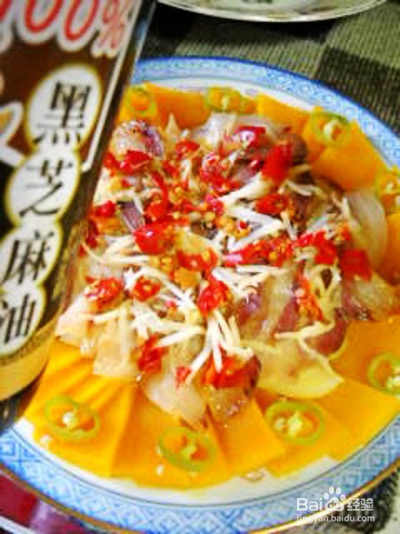 剁椒腊肉蒸南瓜的做法