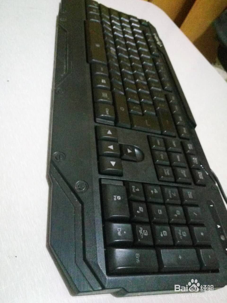 如何清理自己的键盘