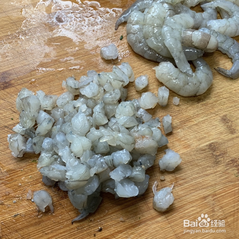再简单不过的韭菜鲜肉虾仁水饺
