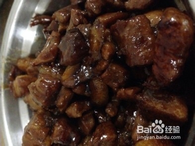 红烧肉炒糖色的做法