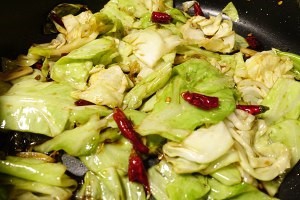 手撕包菜超级好吃