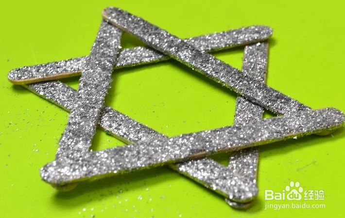 怎么用冰棍制作六芒星